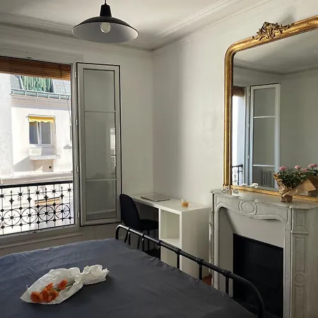 Elegant Parisian Apartment, Marais-bastille *